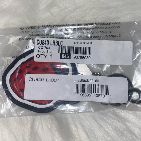 Coach strawberry charm keychain New - Picture 9 of 9